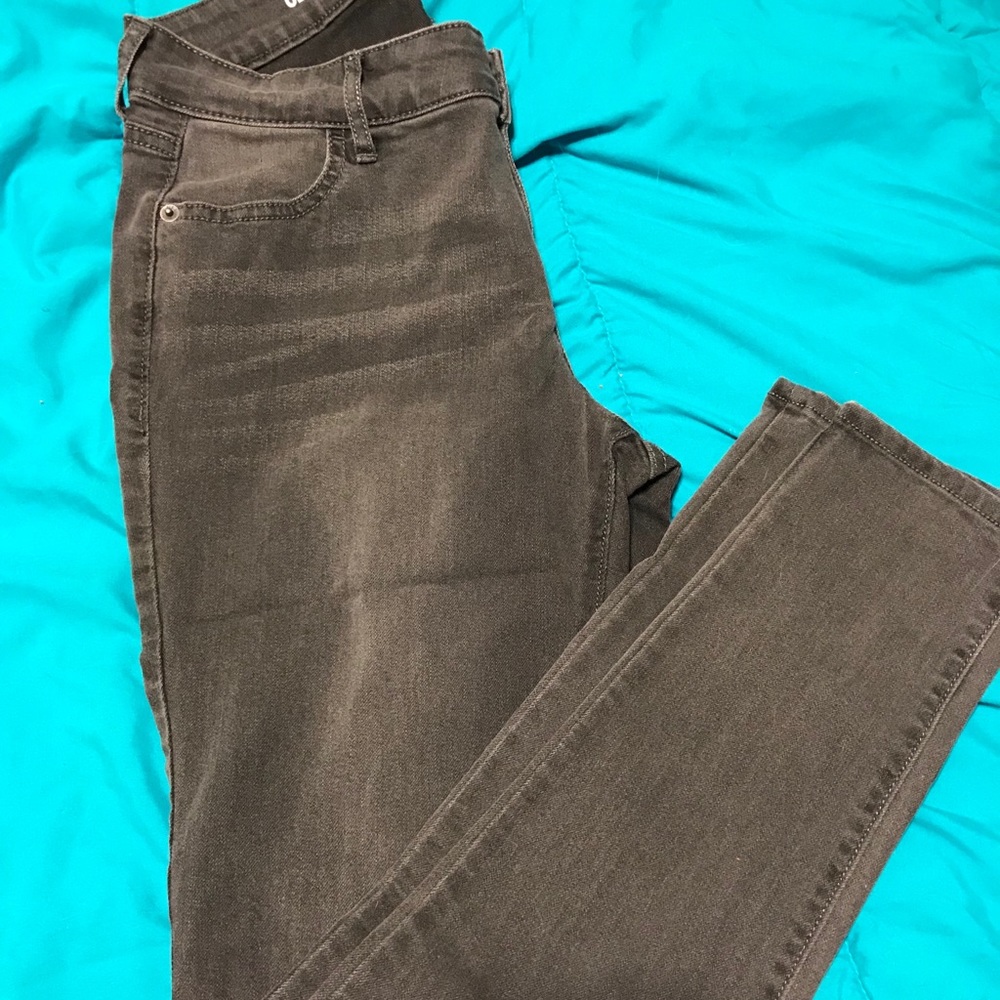 Old Navy Rockstar Super Skinny Jeans, Gray, 6P